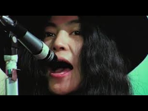 Yoko Ono's Best Performance (Get  Back Documentary)