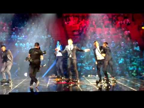 Måns Zelmerlöw - Fire In The Rain / Heroes at the Family Final of Eurovision 2016 (live)