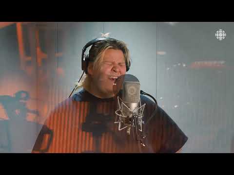 Safia Nolin nous offre Vole de Céline Dion