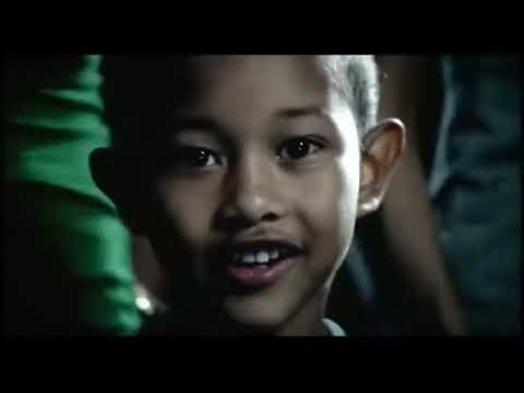 Kanye West - Get 'Em High (feat. Common & Talib Kweli) [Official Video]