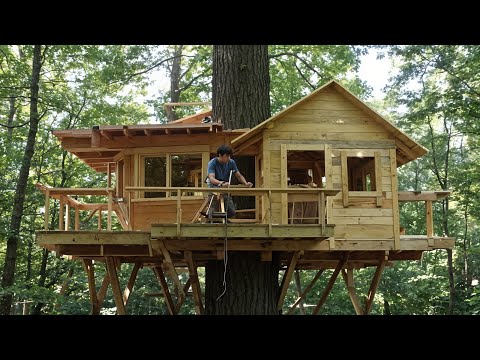 Building a Tree House with My Own Hands Alone