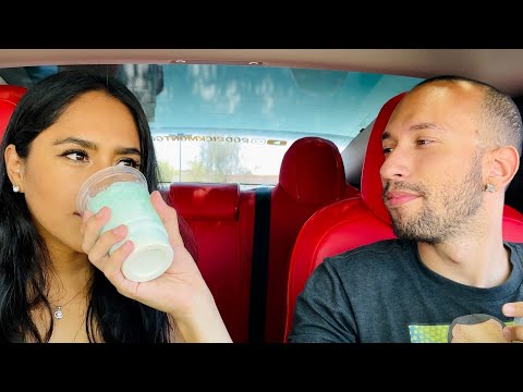Taco Bell NEW Baja Blast Colada Freeze Drink Review