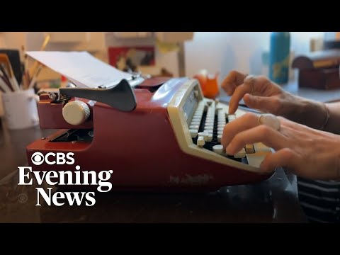 Typewriters making a comeback, thanks in part to Taylor Swift