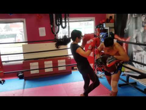 Superboy raja muaythai