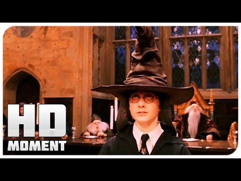 Распределяющая шляпа - Гарри Поттер и философский камень (2002) - Момент из фильма