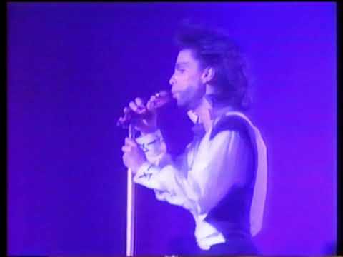 Prince "When Doves Cry" LIVE | Tokyo, Japan 1990