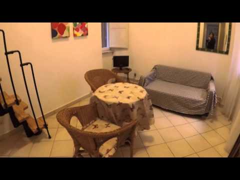 Spacious studio apartment near Trevi Fountain in historic centre - Spotahome (ref 98425)