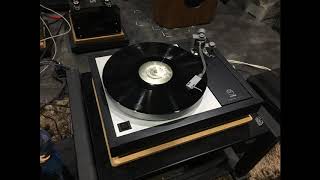 Sheffield Lab : Lincoln Mayorga Vol. 3 played by Linn LP12