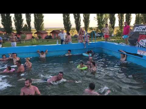 Summer Pool Party Chislaz with Pikowatt