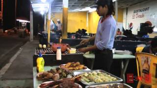 preview picture of video 'Picantaria BBQ in Salinas, Ecuador'