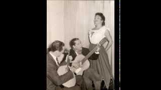 La Porque Tens Cinco Pedras Lyrics English Translation