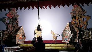 Download lagu Seni: Pagelaran wayang kulit Ki Teguh Sutrisno,.... Lakon Ampak-ampak Negara Wirata (part 4) mp3