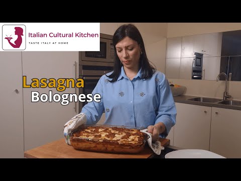 Come Fare la VERA Lasagna alla Bolognese | Ricetta Tradizionale e Segreti