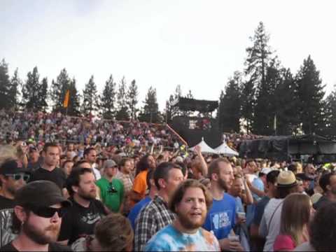 Phish crowd jamming @ Harvey's Lake Tahoe 8/9/11