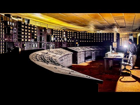 Exploring a Massive Abandoned Power Plant - Machines Still Running