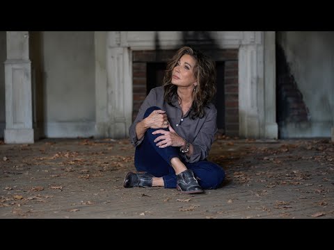 Eyes On Me Official Video - Kathy Troccoli