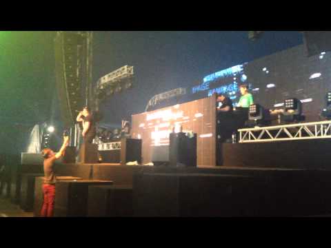 Syndaesia + Mc Mota @ RAMPAGE - SUMMERFESTIVAL 2013