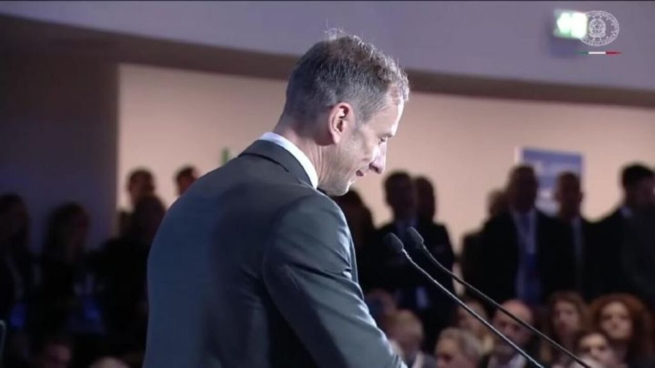 Fedriga: Prevenzione nelle scuole e sinergia con le famiglie contro le dipendenze