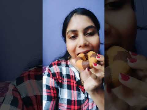 Tried Ziggy's Choco Vanilla Donut cake..🥰🌼 #chocolatedonut #shorts  #donutlover #ziggycakes #viral