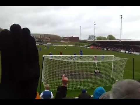 Lewes 4 Harrow 2 (28/4/12) Paul Booth Penalty vs Harrow