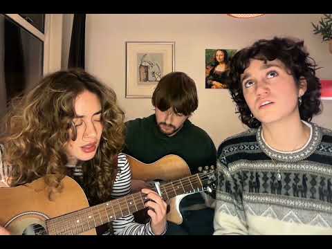 Chasing Silhouettes - Lumï (acoustic bedroom version)