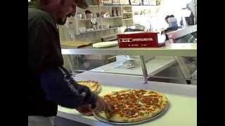 preview picture of video 'Jason makin' Pizza'