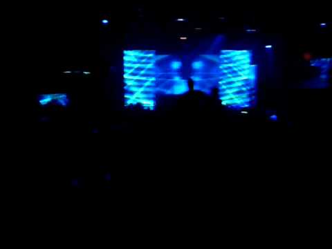 Signum at ASOT 450 in Toronto 4/1/10