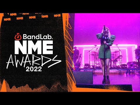 CHVRCHES perform 'Asking For A Friend' at the BandLab NME Awards 2022