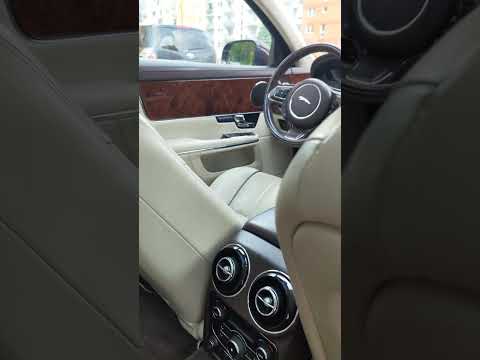 Jaguar XJ, 3.0 l., Седан