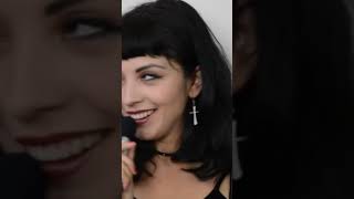 Tratan de alburear a Mon Laferte 😳 #monlaferte #comedia #livesession #parati