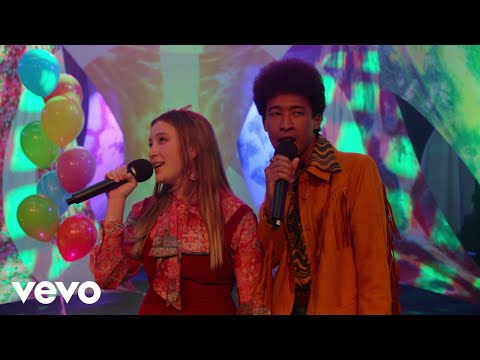 Saylor Bell, Adrian Lyles, Frankie Rodríguez, Joe Serafini - Wouldn't Change a Thing (HSMTMTS)