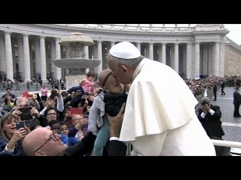 Francisco: La muerte nos enseña que nuestro orgullo, ira y odio, son solo vanidad