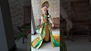 Download lagu Bali Dance 'Busana Adat Nusantara mp3 Download lagu Bali Dance 'Busana Adat Nusantara mp3