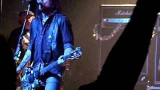 GINGER Wildheart - If Life Is Like A Lovebank live at Wolverhampton Wulfrun 22/12/10