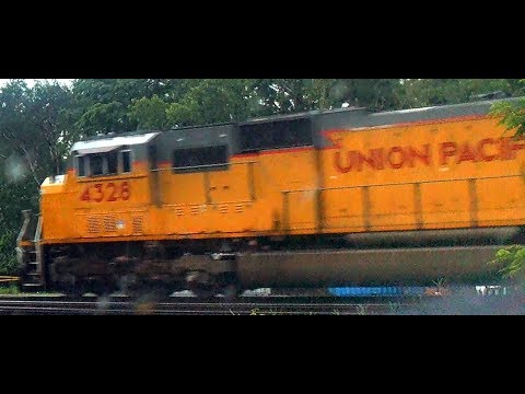 Union Pacific 4328 & 2716 leading EB CSXT K680 @ Dunkirk, NY