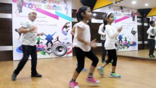 Sarfira | Katti Batti | Dance Moves By Step2Step Dance Studio