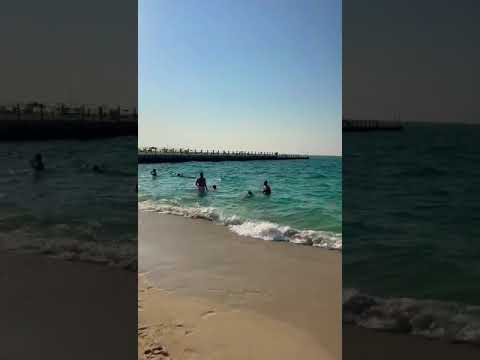 Dubai ke samundar Mein enjoy
