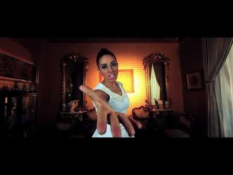 Karla Calvillo Para Qué (video oficial)