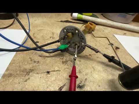 ITEM :   Veglia Borletta fuel gauge & sending unit fitting Maserati Khamsin