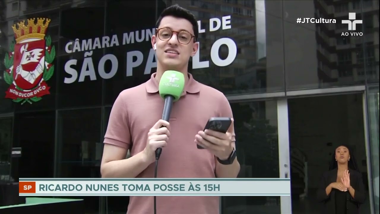 Prefeitos e vereadores eleitos tomam posse em cerimônias pelo Brasil