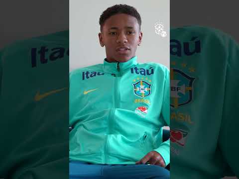 ATACANTE DA SELEÇÃO SUB-17, JOÃO GABRIEL EXPLICA ORIGEM DO APELIDO "VENENO"