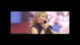 Watch Gwyneth Paltrow perform  Shake That Thing  from COUNTRY STRONG