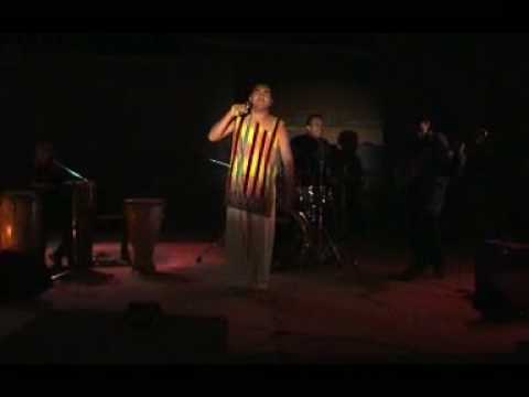 SAMOELA   /    V' LOMA