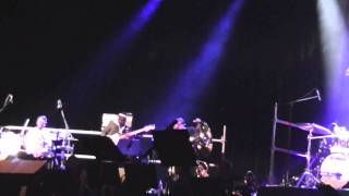 Questlove's Afro Picks : Questlove & Tony Allen solos / Love Is A Natural Feeling (Part 2)