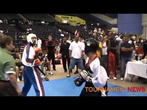 Jermond Wiggins vs Peter Chartouni at Gator Nationals 2011