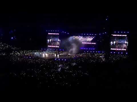 ARMY surprising BTS when singing "Young forever" instead of "Mikrosmos" | BTS at Wembley Day 2 Video