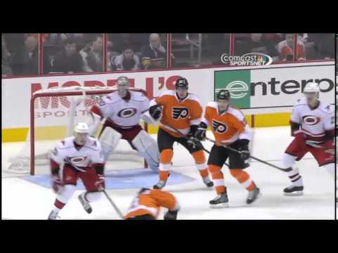 Niklas Grossman decks Alexander Semin