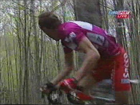 Giro de Italia 2004. Etapa 3. Corno alle Scale 3/3 (ingles)