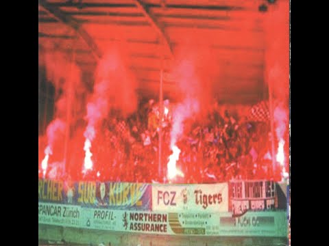 ZÜRI PROJÄKT - Blau & Wiis