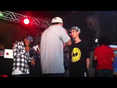Duelo de Mcs Nacional 2014 - Eliminatórias ES -  Leoni Mc vs Leacim (1ª fase)